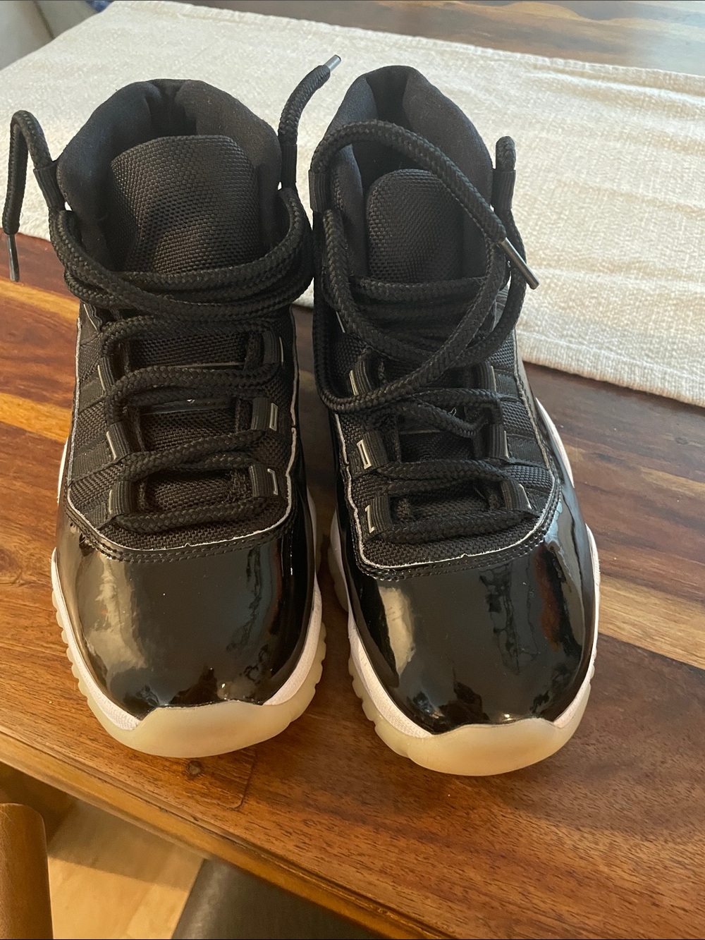 Jordons 23 Black Patent Leather 6.5